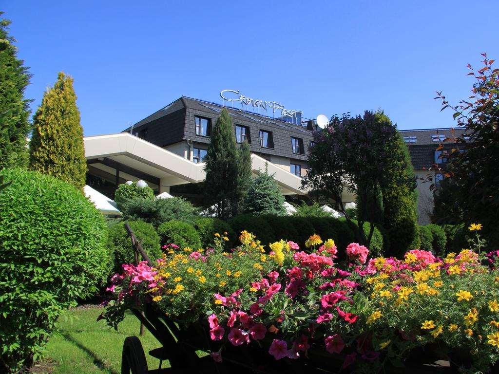 Hotel & 5*