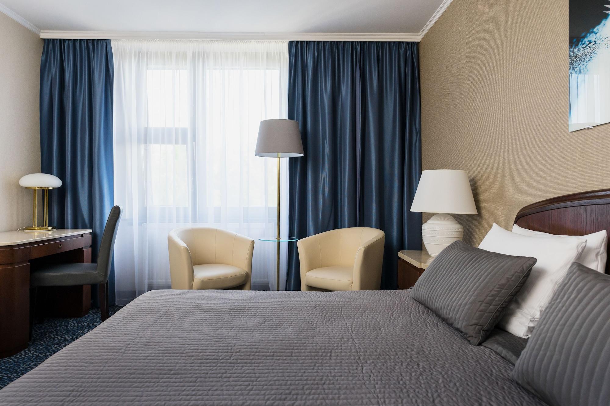 & Hotel Krakow
